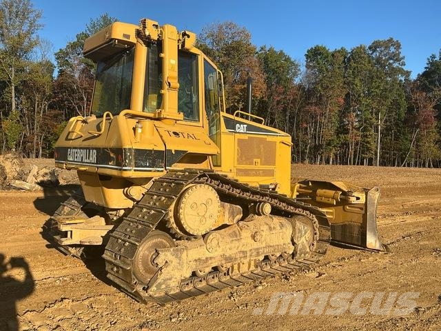 CAT D6N XL Buldožeri gusjeničari