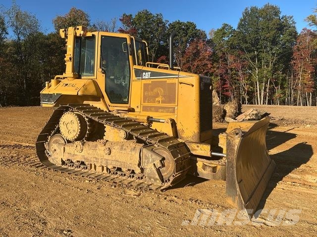 CAT D6N XL Buldožeri gusjeničari