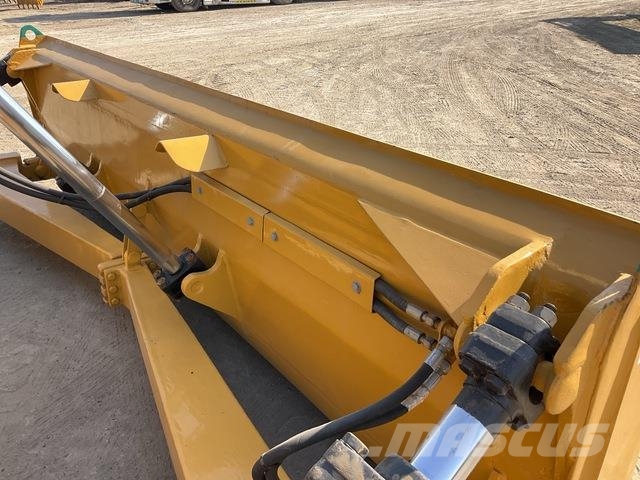 CAT D6R LGP Spycharki gąsienicowe