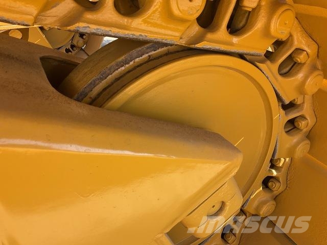 CAT D6R LGP Spycharki gąsienicowe