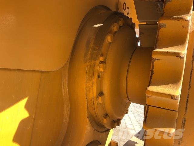 CAT D6R XL Spycharki gąsienicowe