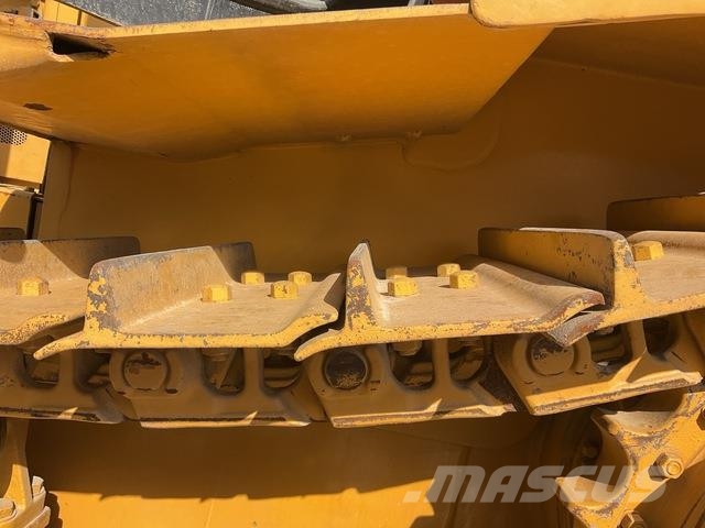 CAT D6R XL Spycharki gąsienicowe
