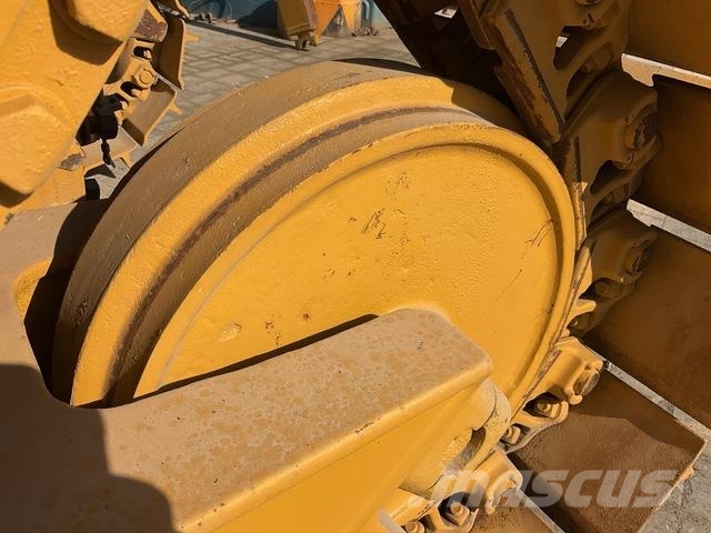 CAT D6R XL Spycharki gąsienicowe