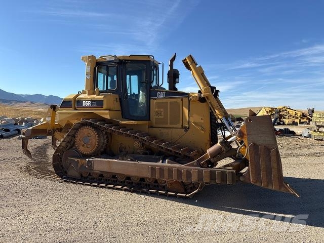 CAT D6R XL بلدوزرات مجنزرة