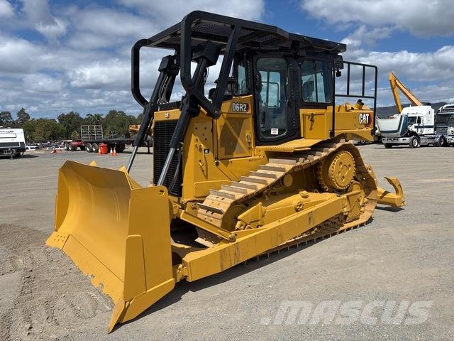 CAT D6R2 XL lánctalpas dózerek