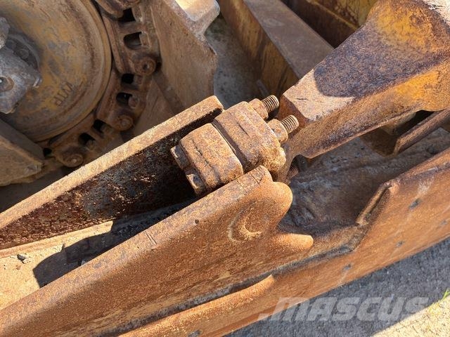 CAT D6T LGP 履帶推土機