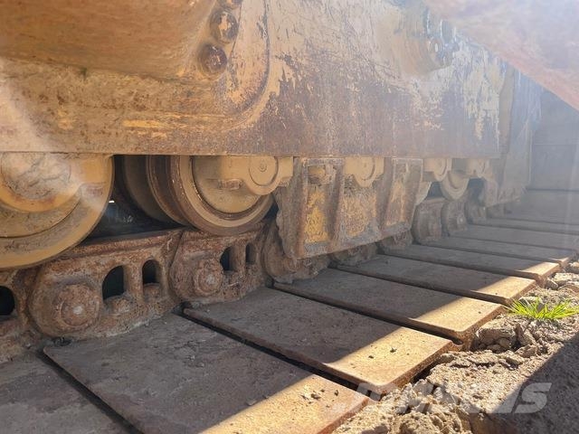 CAT D6T LGP 履帶推土機