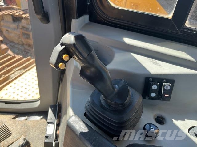 CAT D6T LGP 履帶推土機