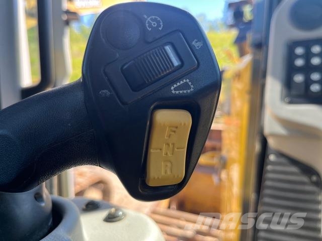 CAT D6T LGP 履帶推土機