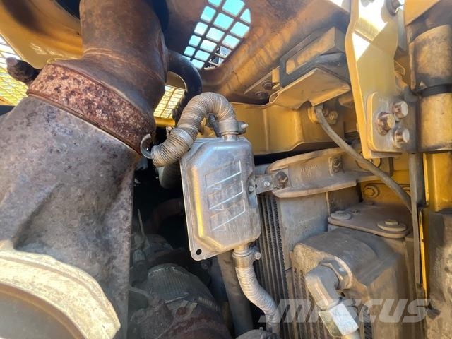 CAT D6T LGP 履帶推土機