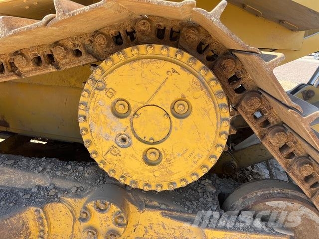 CAT D6T LGP 履帶推土機