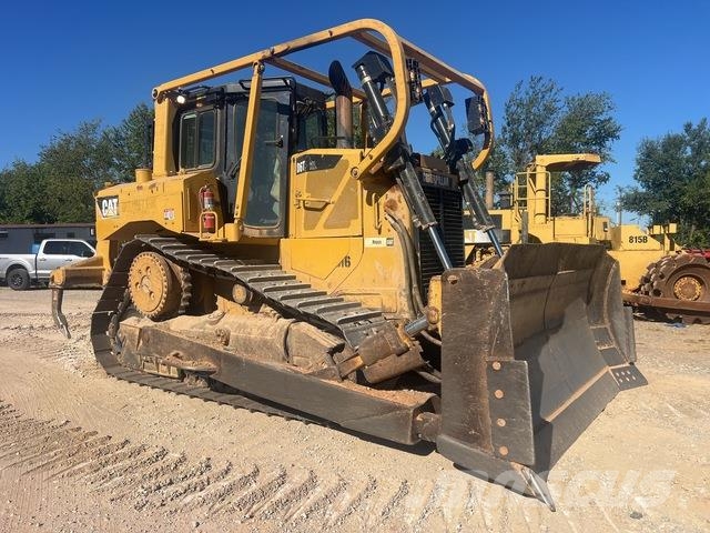 CAT D6T XL Bulldozer på larvebånd