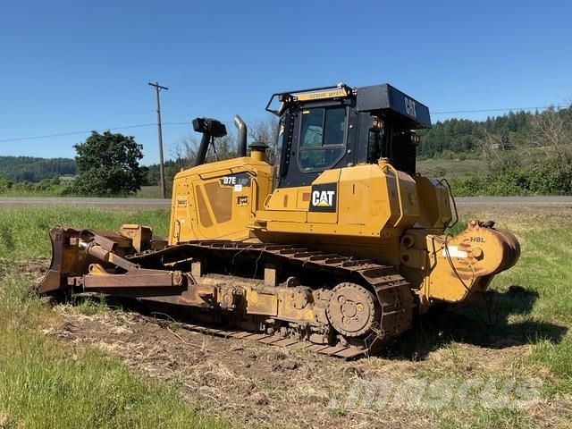 CAT D7E LGP Pásové dozéry