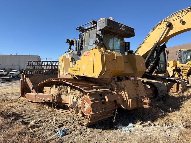 CAT D7E LGP بلدوزرات مجنزرة
