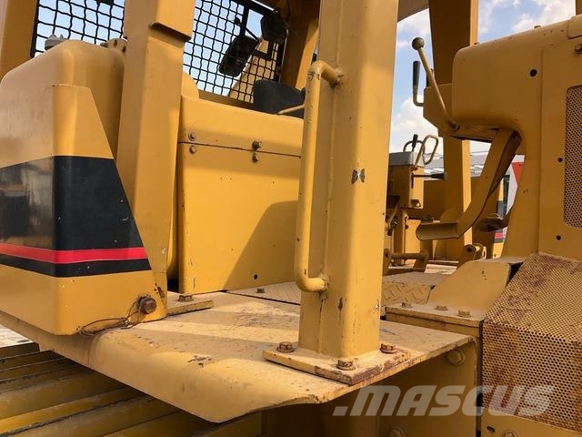 CAT D7G 履帶推土機