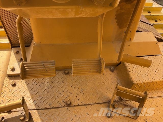 CAT D7G 履帶推土機