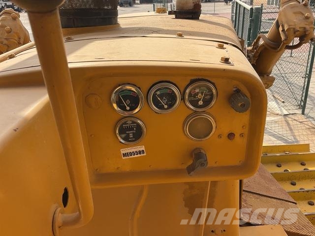 CAT D7G 履帶推土機