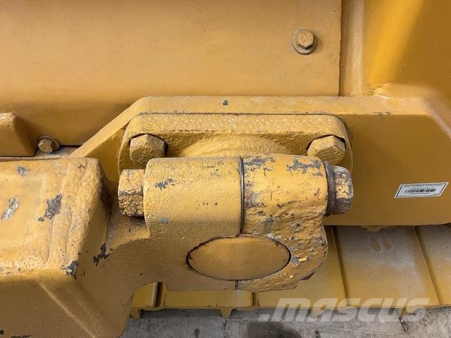 CAT D7G 履帶推土機