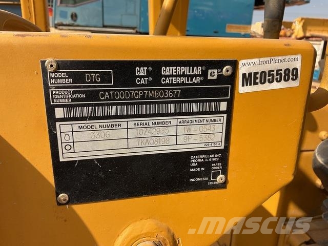 CAT D7G 履帶推土機