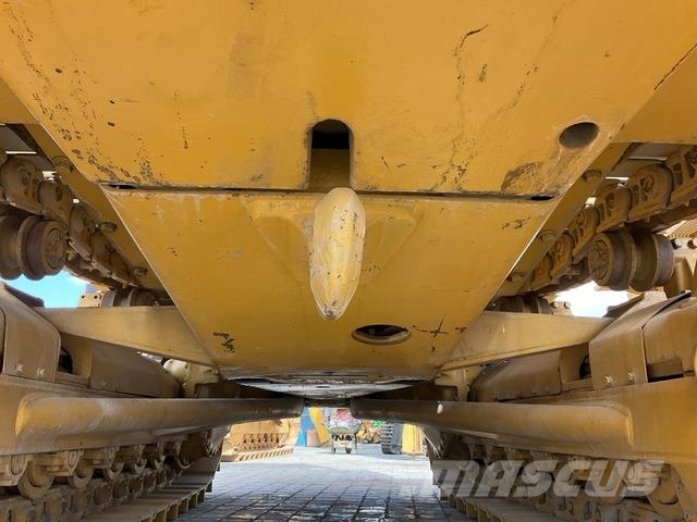 CAT D7G 履帶推土機