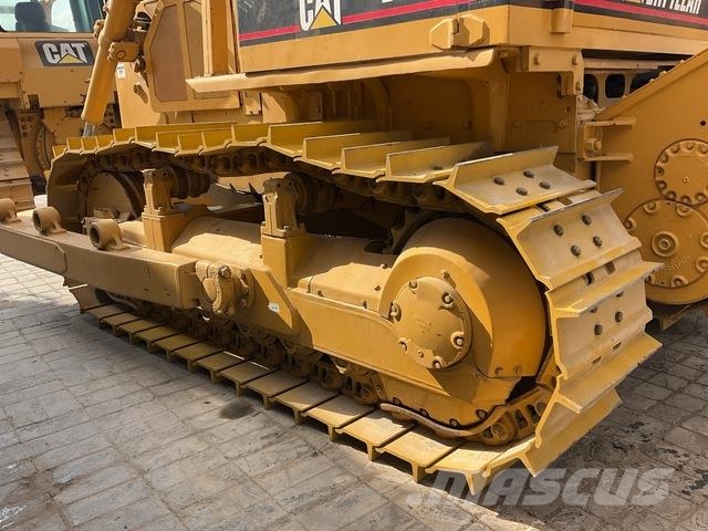 CAT D7G 履帶推土機