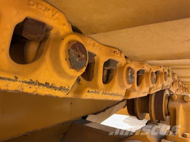 CAT D7G 履帶推土機