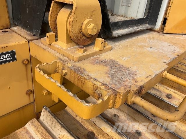 CAT D7G 履帶推土機