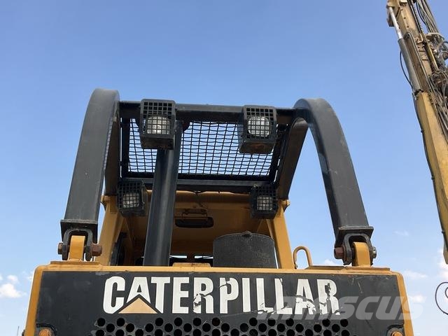 CAT D7G 履帶推土機