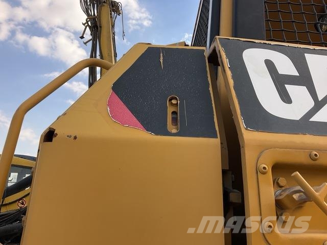 CAT D7G 履帶推土機