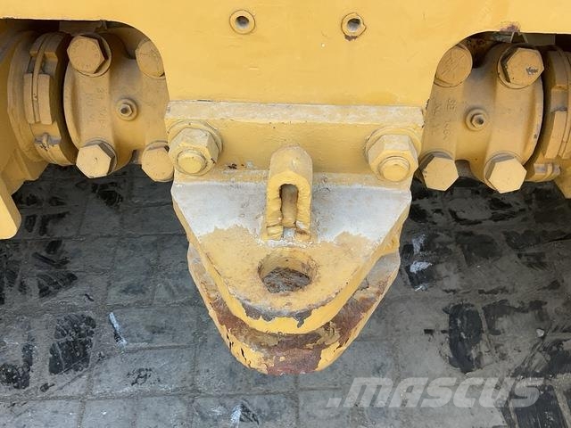 CAT D7G 履帶推土機