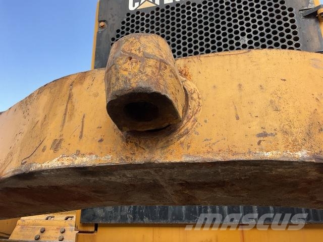 CAT D7G 履帶推土機