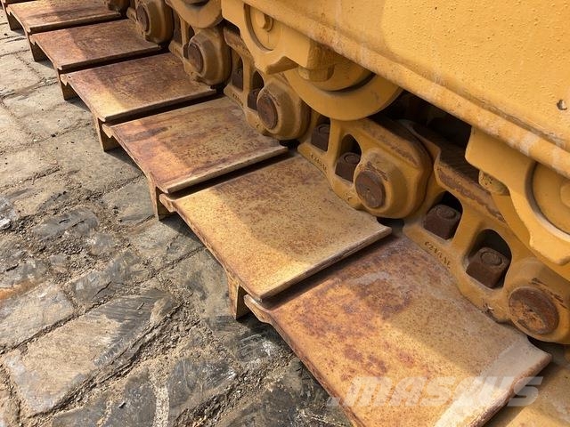 CAT D7G 履帶推土機