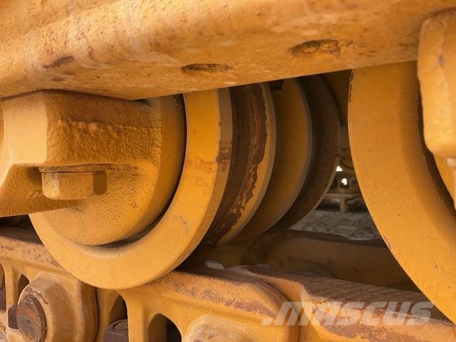 CAT D7G 履帶推土機