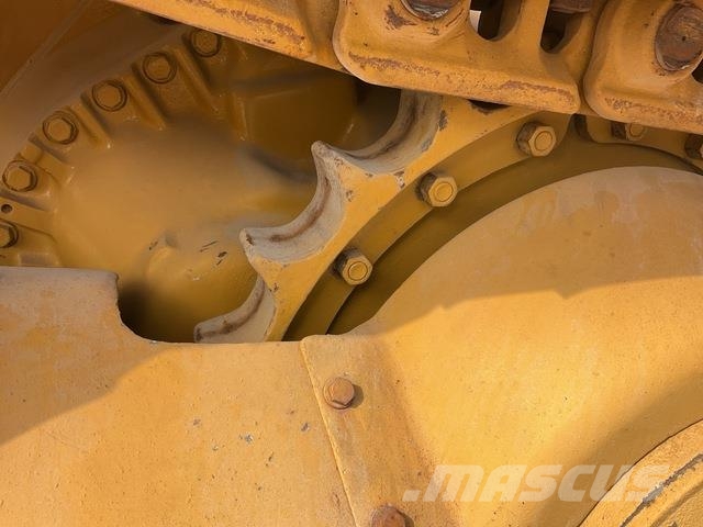 CAT D7G 履帶推土機