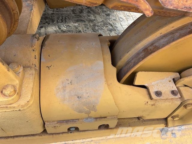 CAT D7G 履帶推土機