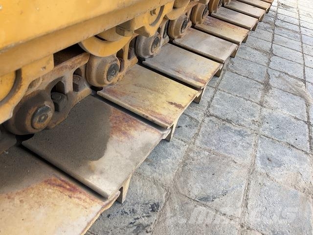 CAT D7G 履帶推土機