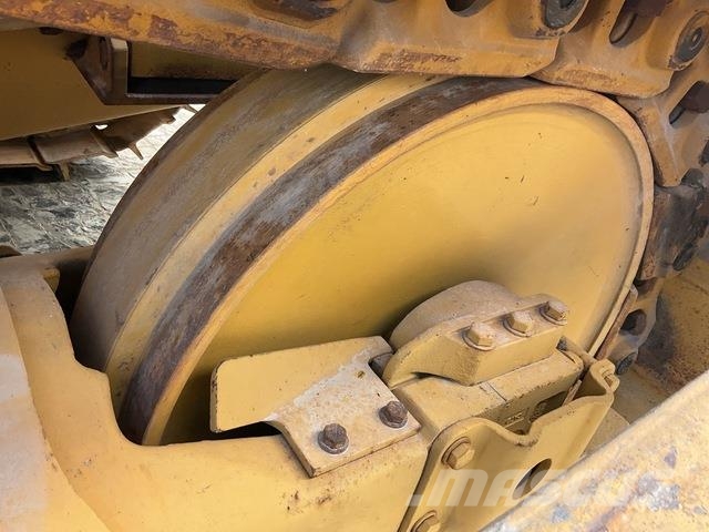 CAT D7G 履帶推土機