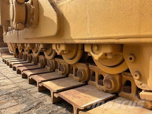 CAT D7G 履帶推土機