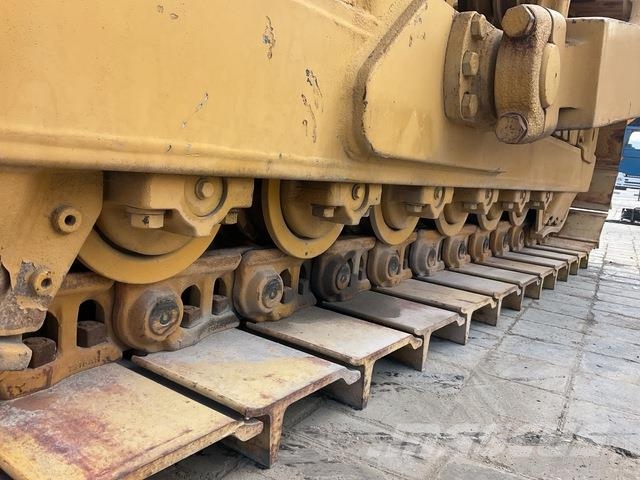 CAT D7G 履帶推土機