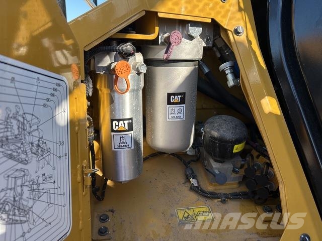 CAT D8 Buldozer sobre oruga