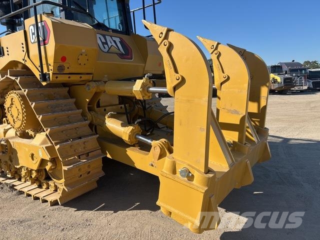 CAT D8 Buldozer sobre oruga