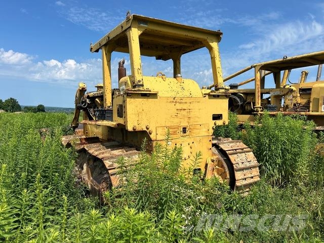 CAT D8H Bulldozer på larvebånd