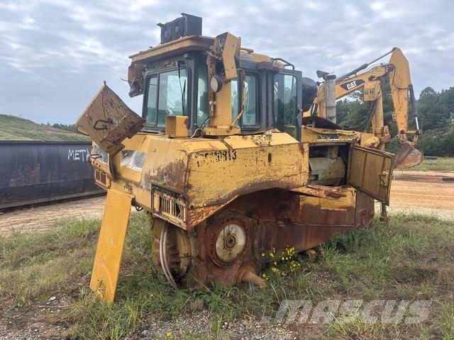 CAT D8R Buldožeri gusjeničari