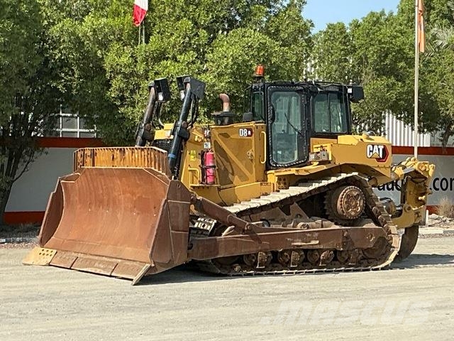 CAT D8R Buldozer sobre oruga