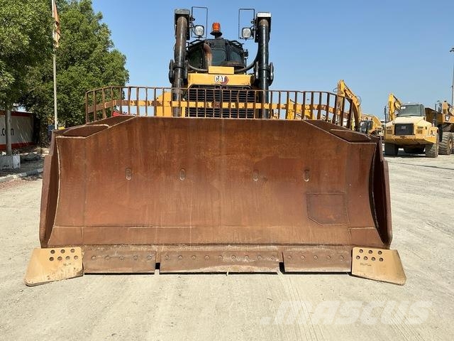 CAT D8R Buldozer sobre oruga