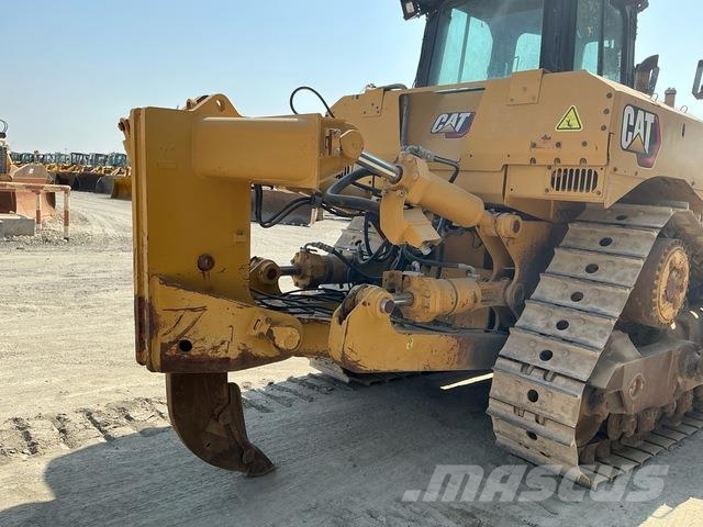 CAT D8R Buldozer sobre oruga