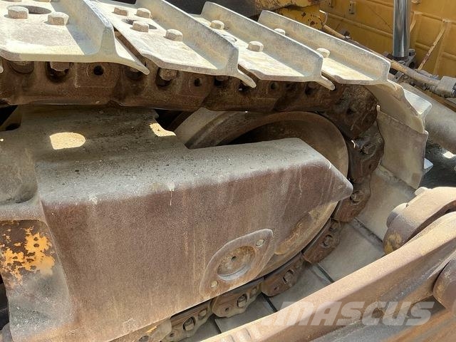 CAT D8R Buldozer sobre oruga