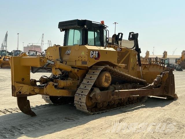 CAT D8R Buldozer sobre oruga