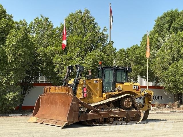 CAT D8R Buldozer sobre oruga