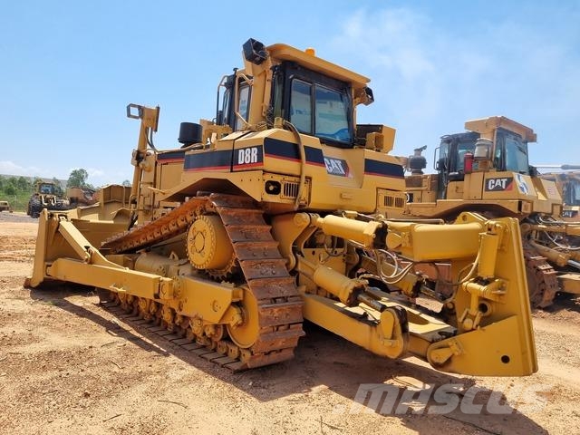 CAT D8R Pásové dozéry